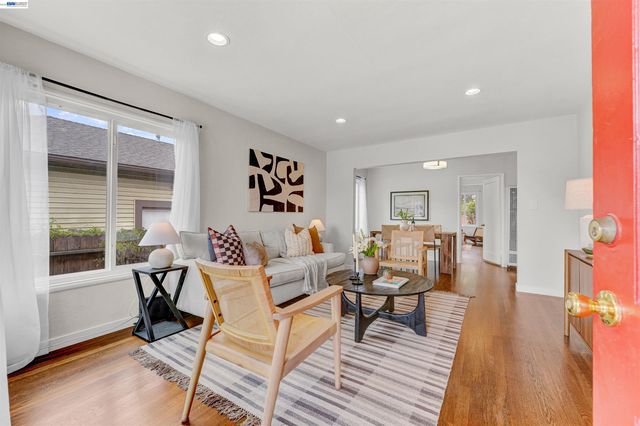 5437 Colusa Ave, Richmond, CA 94804