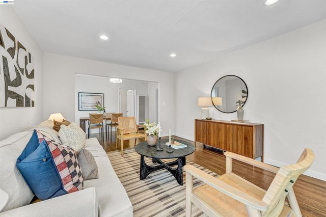 5437 Colusa Ave, Richmond, CA 94804