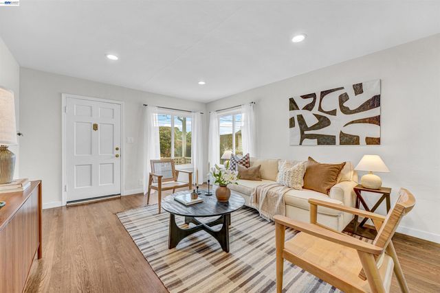 5437 Colusa Ave, Richmond, CA 94804