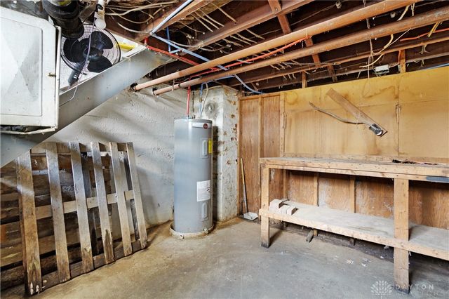 101 E Weaver Street, New Lebanon, OH 45345
