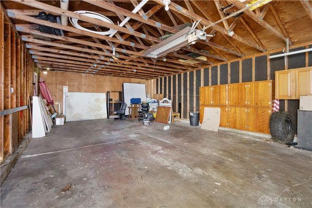 101 E Weaver Street, New Lebanon, OH 45345