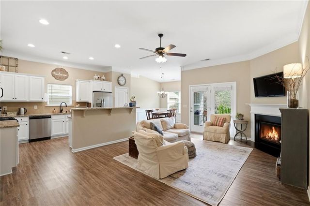 318 Argyle Court, Canton, GA 30115