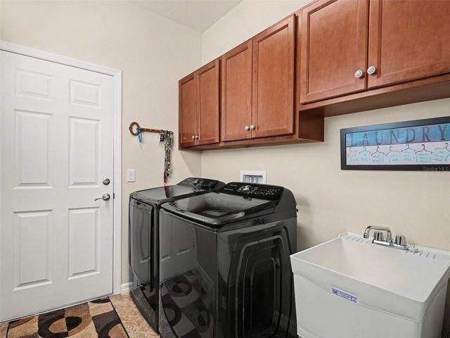 15640 AURORA LAKE CIRCLE, Wimauma, FL 33598