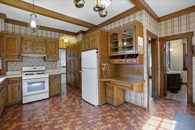 317 S East Street, Crown Point, IN 46307