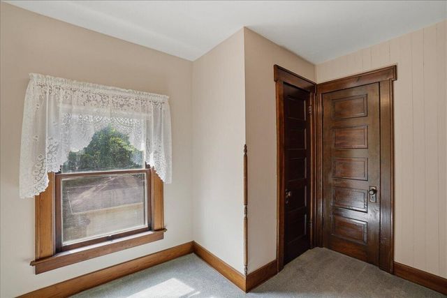 317 S East Street, Crown Point, IN 46307