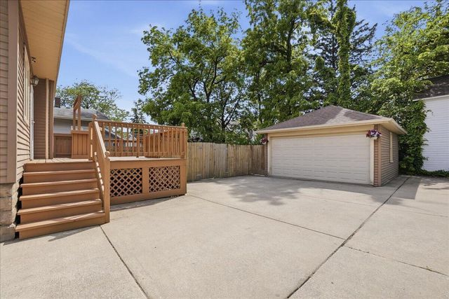 317 S East Street, Crown Point, IN 46307