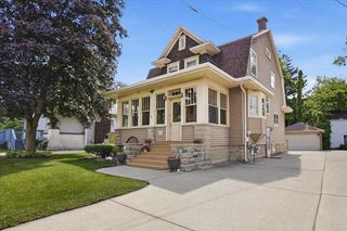 317 S East Street, Crown Point, IN 46307
