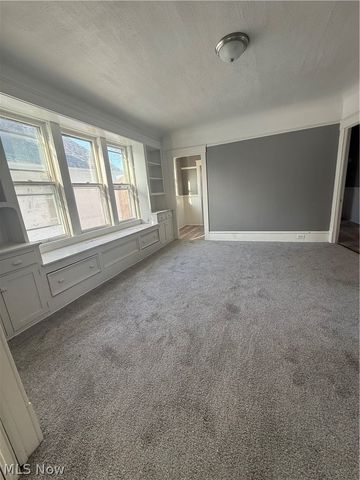 10527 Earle Avenue 2, Cleveland, OH 44108