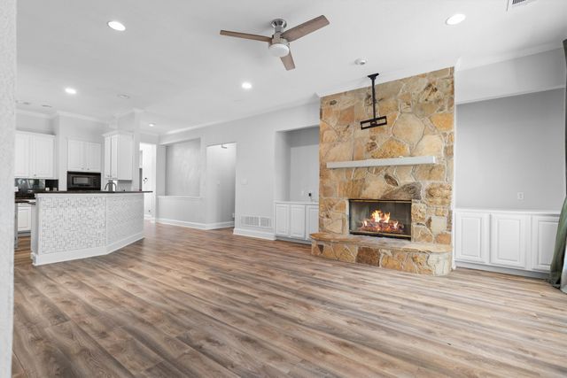 3809 Spinnaker Run Point, Little Elm, TX 75068