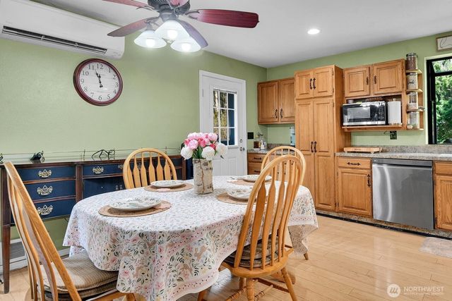 1915 98th Street NW, Tulalip, WA 98271