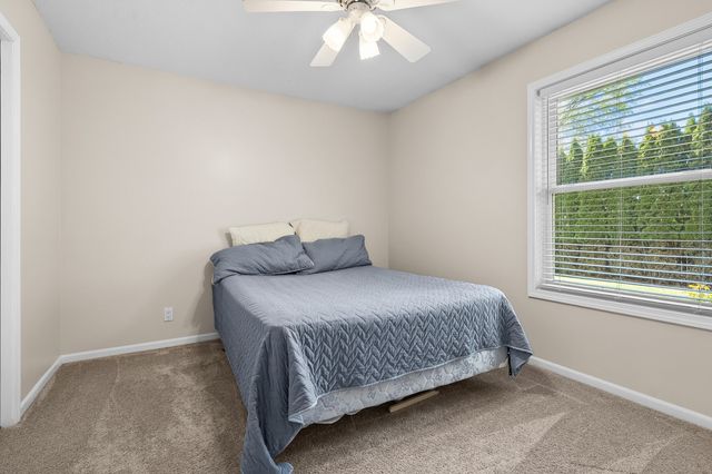9468 Orangeview Drive, Portage, MI 49024