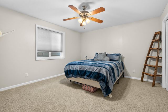 9468 Orangeview Drive, Portage, MI 49024