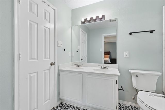 6025 Kimberly Court, Haltom City, TX 76137