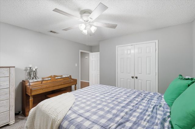 6025 Kimberly Court, Haltom City, TX 76137