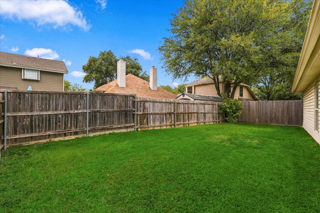 6025 Kimberly Court, Haltom City, TX 76137