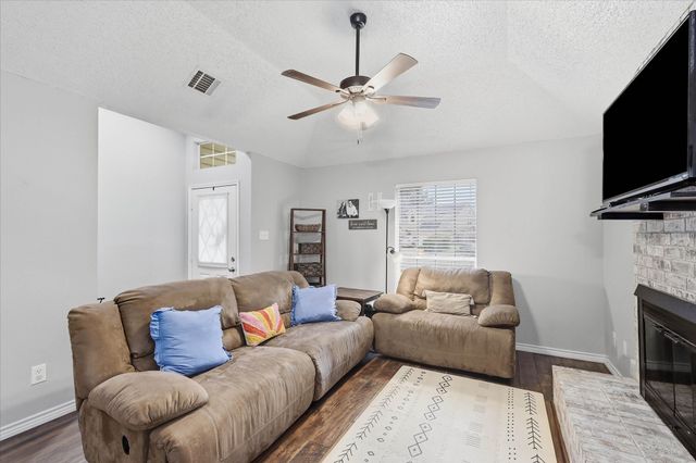 6025 Kimberly Court, Haltom City, TX 76137
