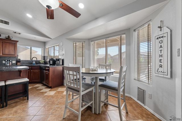 1348 S 37 Dr, Yuma, AZ 85364