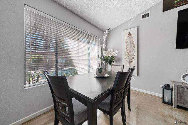 1348 S 37 Dr, Yuma, AZ 85364