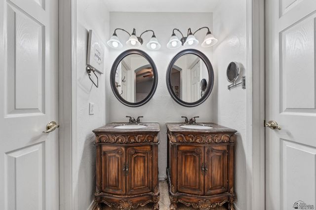 1348 S 37 Dr, Yuma, AZ 85364