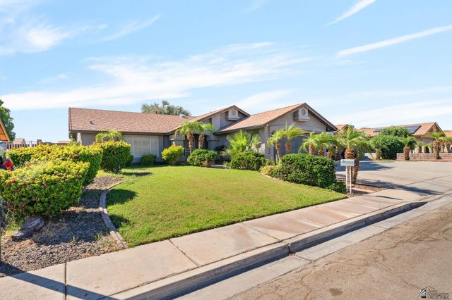 1348 S 37 Dr, Yuma, AZ 85364