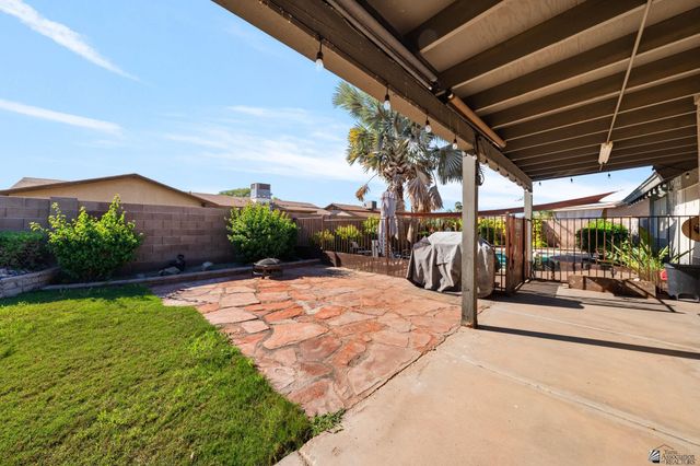 1348 S 37 Dr, Yuma, AZ 85364