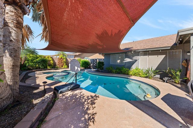 1348 S 37 Dr, Yuma, AZ 85364