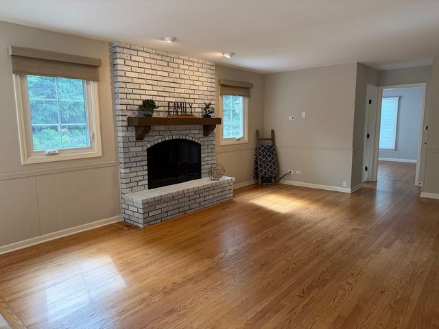 5 TIOGA Trail, Lake Barrington, IL 60010