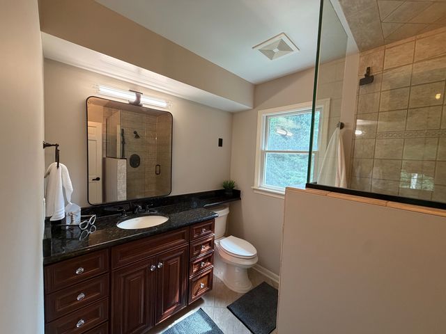 5 TIOGA Trail, Lake Barrington, IL 60010