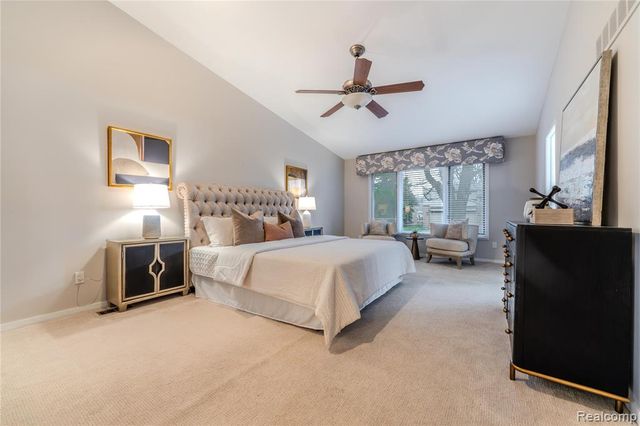 36713 Tanglewood Lane, Farmington Hills, MI 48331