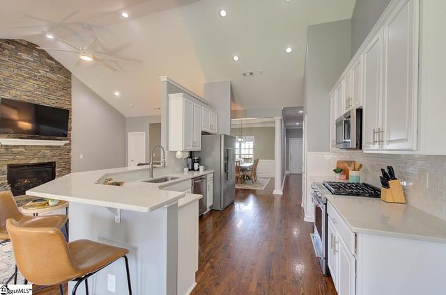 7 Dartford Court, Easley, SC 29642