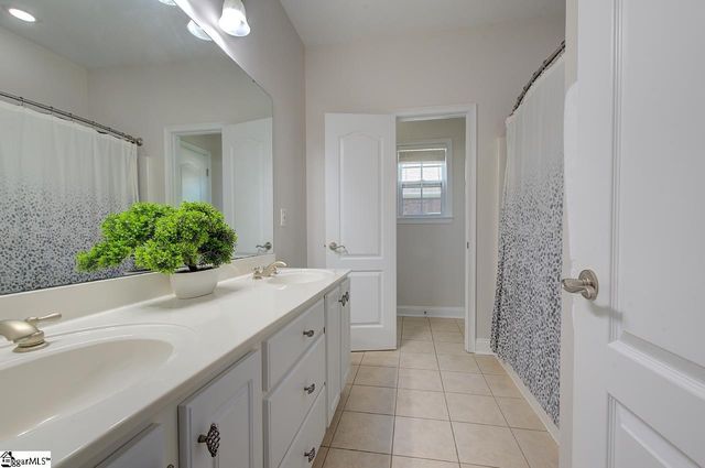 7 Dartford Court, Easley, SC 29642