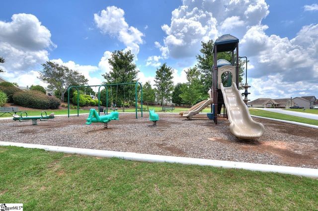 7 Dartford Court, Easley, SC 29642