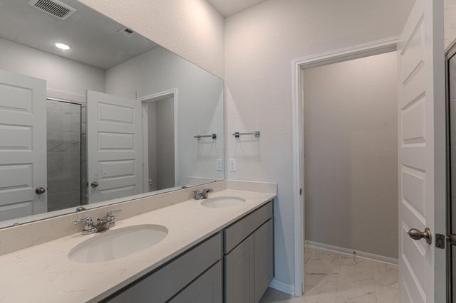 100 Ashe Juniper Way, Magnolia, TX 77354