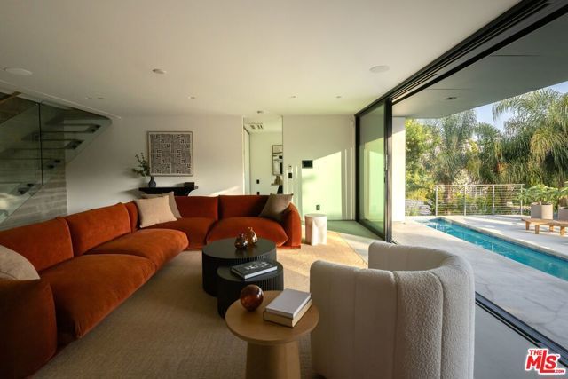 2635 Hargrave Drive, Los Angeles, CA 90068