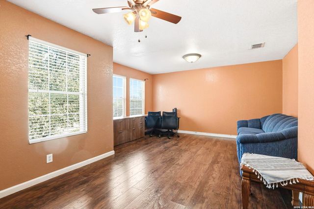 319 Shadbush St, San Antonio, TX 78245