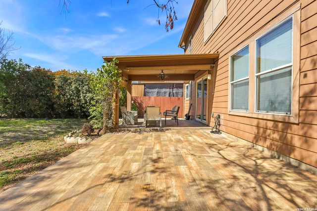 319 Shadbush St, San Antonio, TX 78245