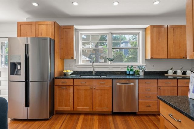41 Kilgore Ave, Medford, MA 02155