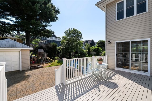 41 Kilgore Ave, Medford, MA 02155