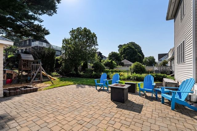 41 Kilgore Ave, Medford, MA 02155
