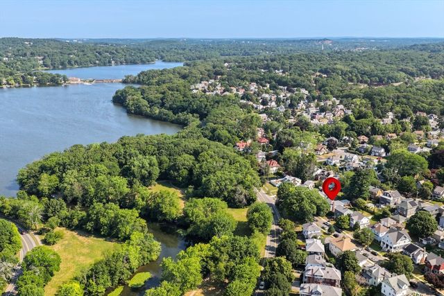 41 Kilgore Ave, Medford, MA 02155