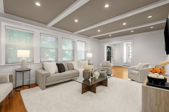 41 Kilgore Ave, Medford, MA 02155