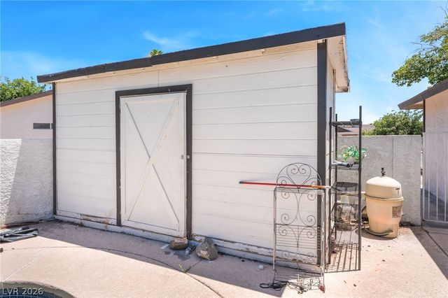 4268 Hampshire Circle, Las Vegas, NV 89121