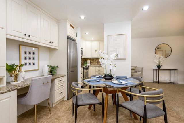 626 Mariners Island Boulevard 206, San Mateo, CA 94404