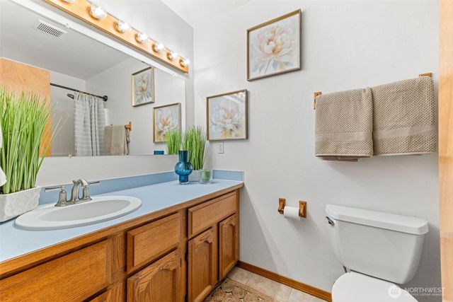 11621 Devin Lane SE, Yelm, WA 98597