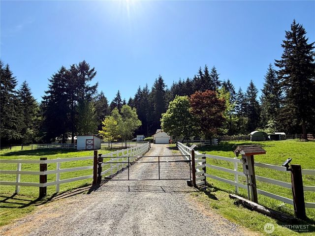11621 Devin Lane SE, Yelm, WA 98597
