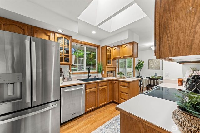 11621 Devin Lane SE, Yelm, WA 98597