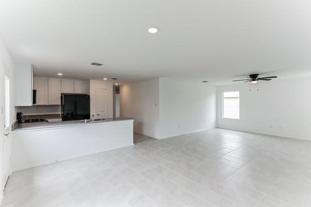 9781 Skyhawk Avenue, Fort Worth, TX 76179
