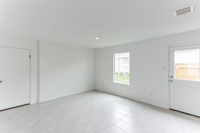 9781 Skyhawk Avenue, Fort Worth, TX 76179