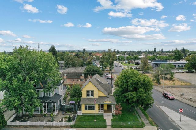1702 W Dean Ave, Spokane, WA 99201