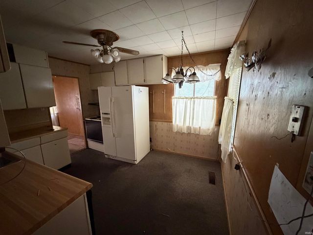 2101 Waggoner Avenue, Evansville, IN 47714